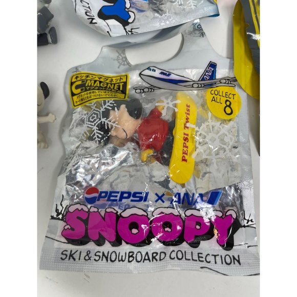 Pepsi x Ana Peanuts Snoopy Miniature Magnet Collection Japanese Import - Picture 5 of 8